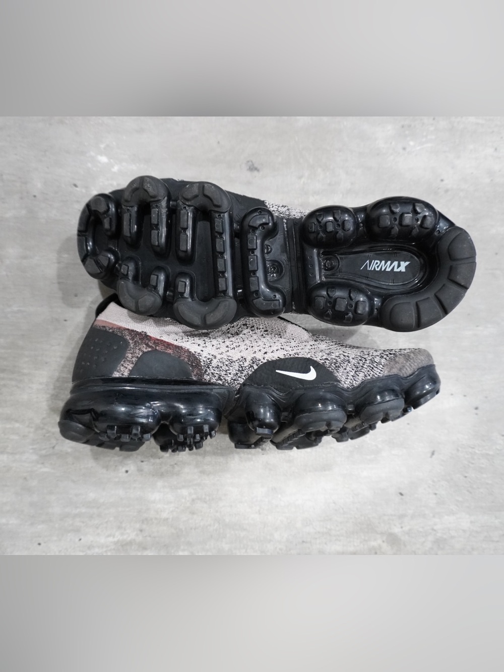 Nike Vapormax Slip-On Sneakers in Light Gray and Black - Picture 4 of 4